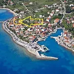 Apartment Ivica - 50 M From Sea